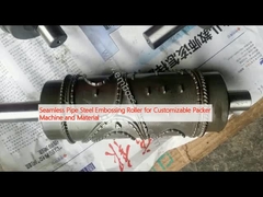 맞춤형 포장 기계 및 재료에 대한 매듭없는 파이프 스틸 엠보싱 롤러